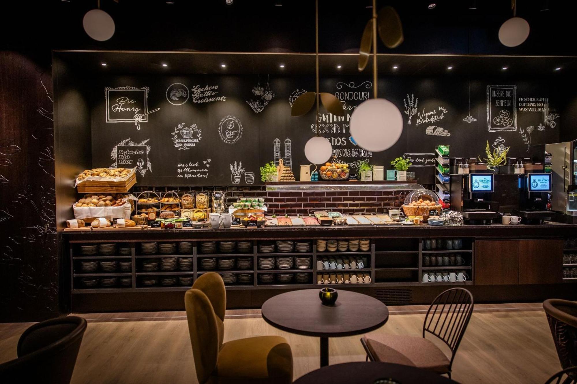 One Hauptbahnhof 3* Monaco di Baviera
